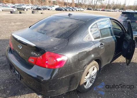 2013 Infiniti G37X из США, поврежденный, VIN JN1CV6AR8DM766106